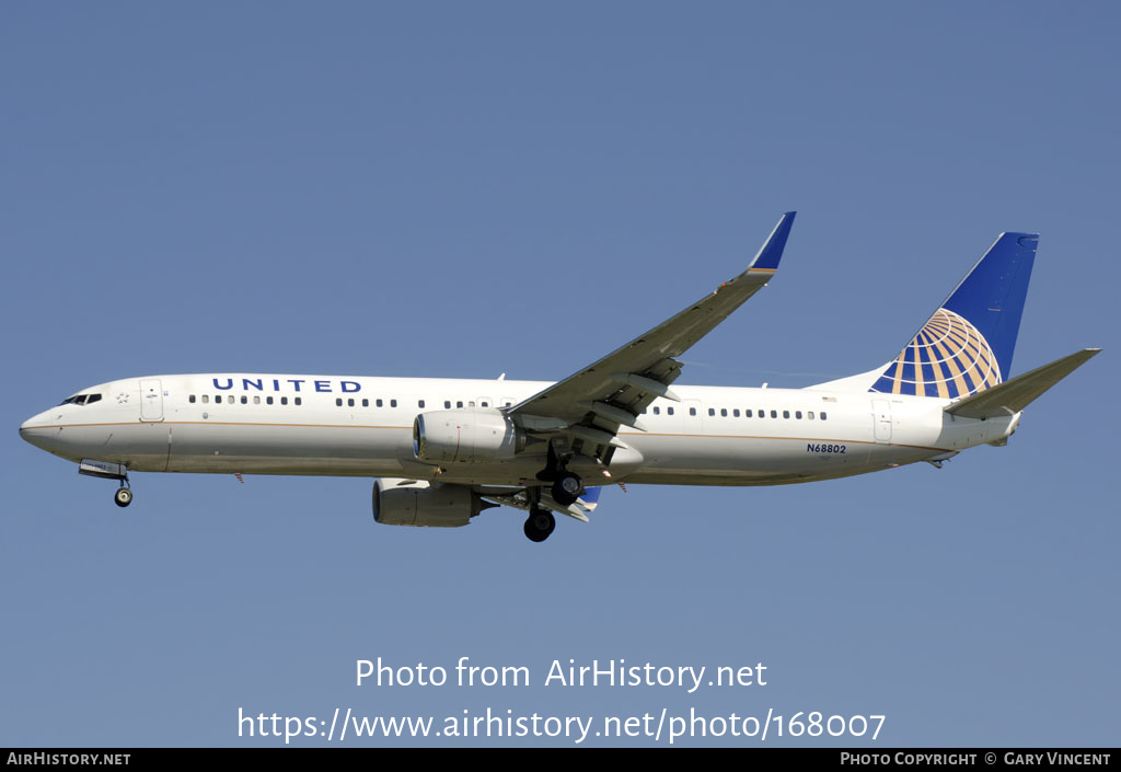 Aircraft Photo Of N Boeing Er United Airlines