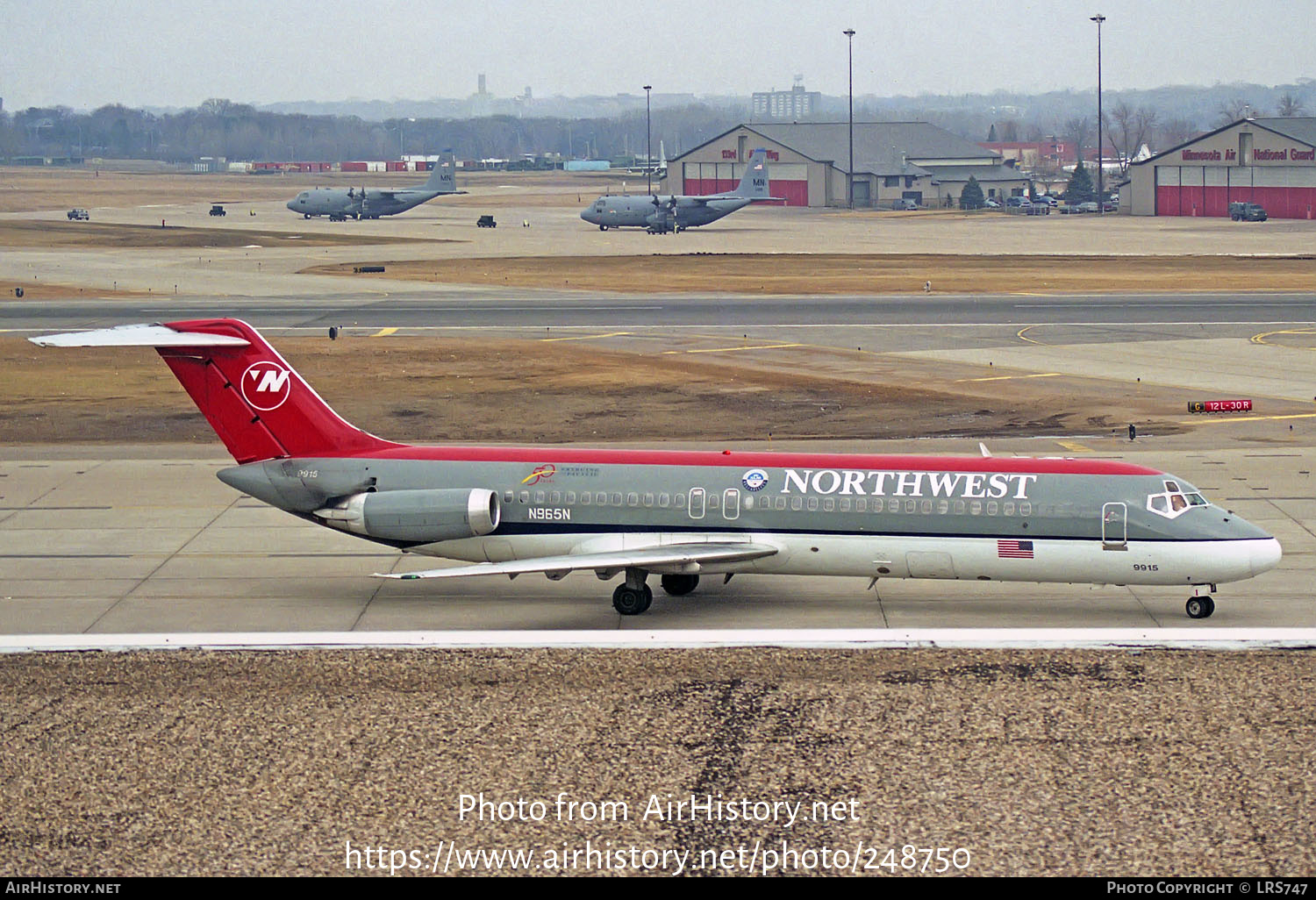 Aircraft Photo of N965N | McDonnell Douglas DC-9-31 | Northwest Airlines | AirHistory.net #248750