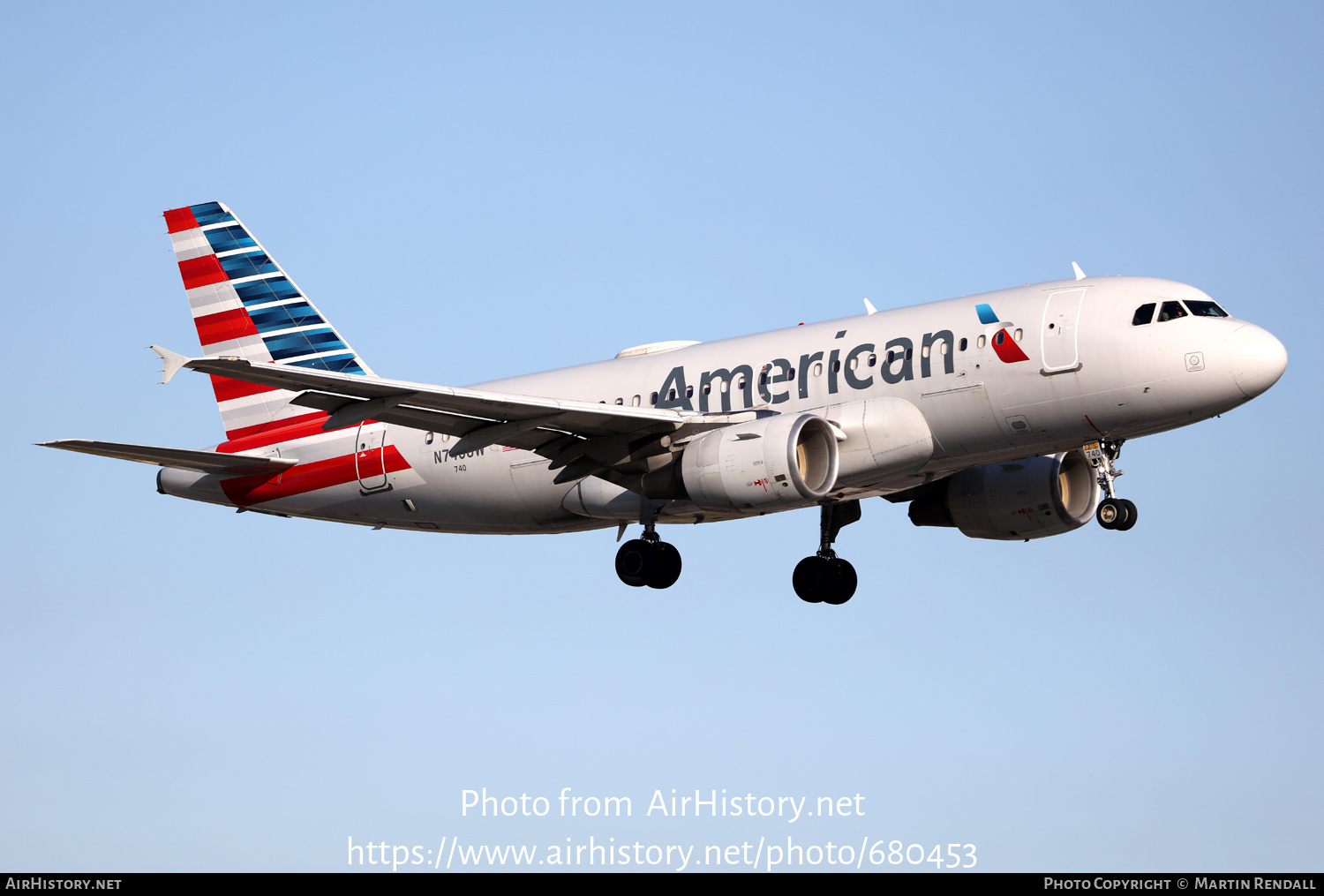Aircraft Photo of N740UW | Airbus A319-112 | American Airlines | AirHistory.net #680453