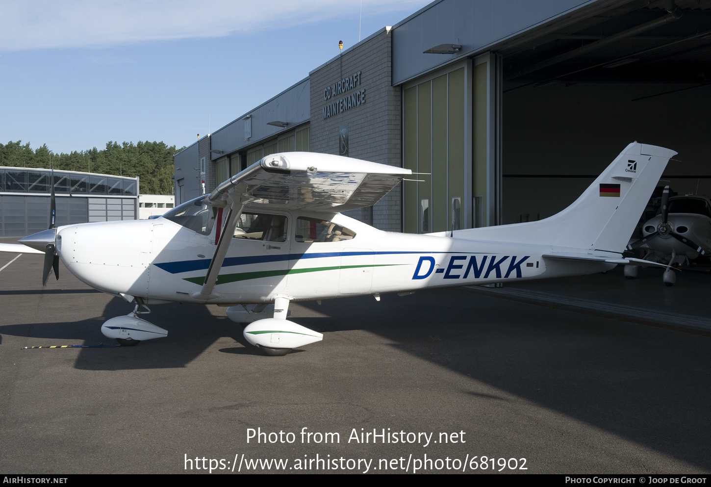 Aircraft Photo Of D Enkk Cessna T T Turbo Skylane Airhistory Net