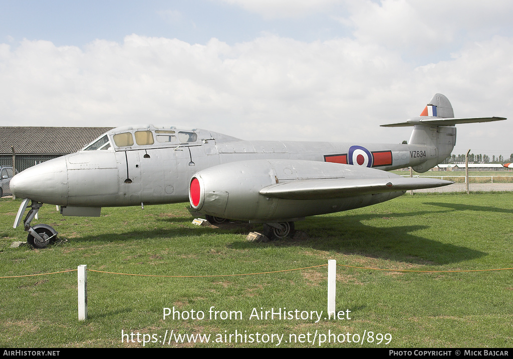 Aircraft Photo of VZ634 | Gloster Meteor T7 | UK - Air Force | AirHistory.net #899