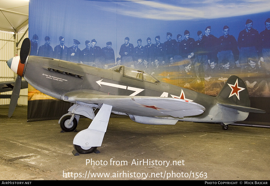 Aircraft Photo of 4 | Yakovlev Yak-3 | Soviet Union - Air Force | AirHistory.net #1563