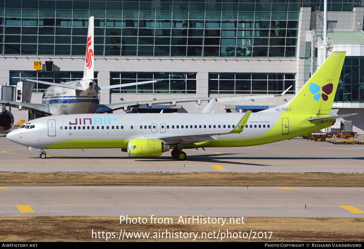 Aircraft Photo of HL7563 | Boeing 737-86N | Jin Air | AirHistory.net #2017