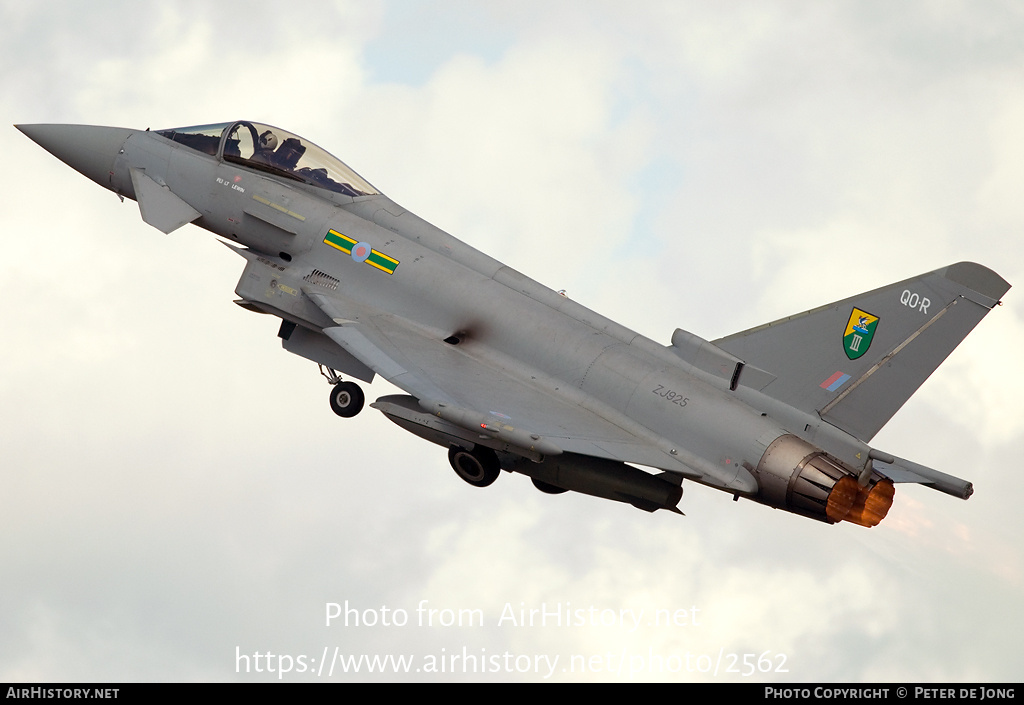 Aircraft Photo of ZJ925 | Eurofighter EF-2000 Typhoon F2 | UK - Air Force | AirHistory.net #2562