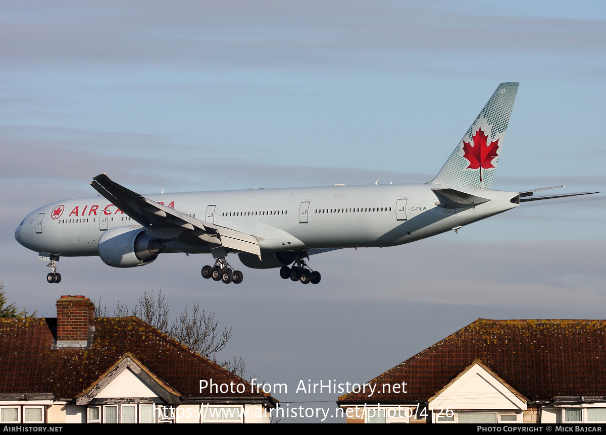 Aircraft Photo of C-FIUW | Boeing 777-333/ER | Air Canada | AirHistory.net #4126