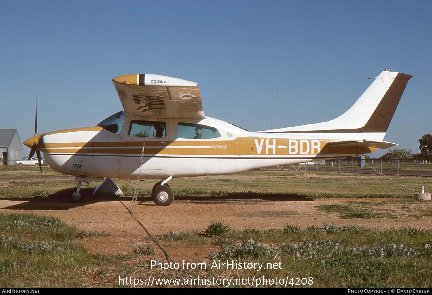 Aircraft Photo of VH-BDR | Cessna 210L Centurion | AirHistory.net #4208