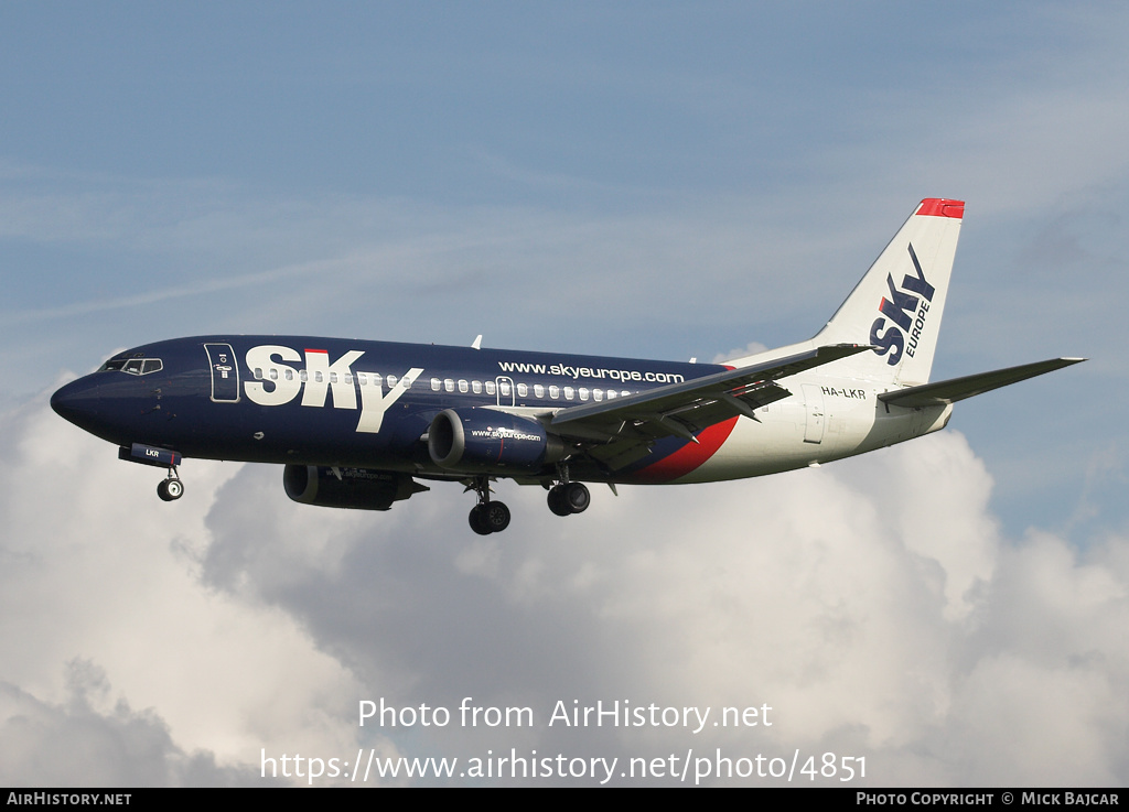 Aircraft Photo of HA-LKR | Boeing 737-33V | SkyEurope Airlines | AirHistory.net #4851