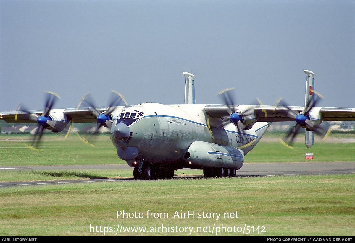 Aircraft Photo of CCCP-09303 | Antonov An-22A Antei | Aeroflot ...