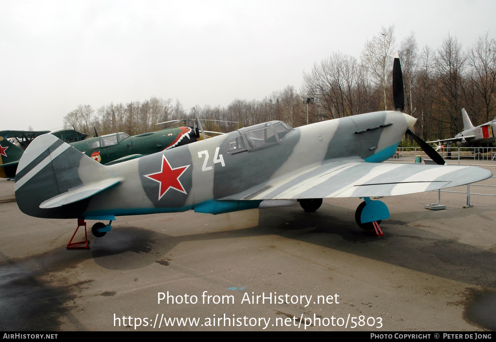 Aircraft Photo of 24 white | Lavochkin LaGG-3 (replica) | Soviet Union - Air Force | AirHistory.net #5803