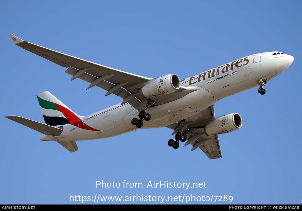 Aircraft Photo of A6-EKX | Airbus A330-243 | Emirates | AirHistory.net #7289