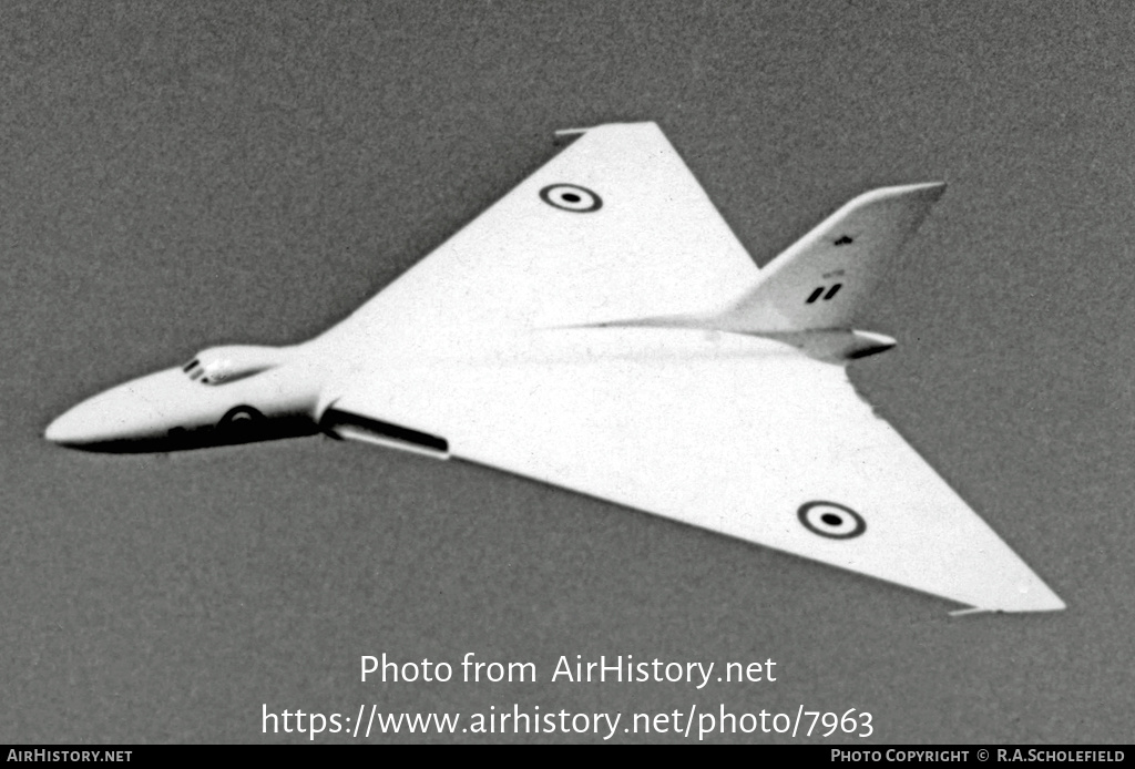 Aircraft Photo of VX770 | Avro 698 Vulcan | UK - Air Force | AirHistory.net #7963