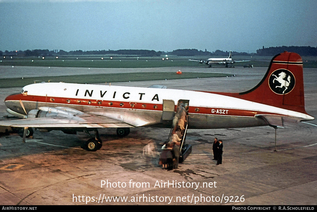 Aircraft Photo of G-ASZT | Douglas R5D-3 Skymaster | Invicta Airways | AirHistory.net #9226