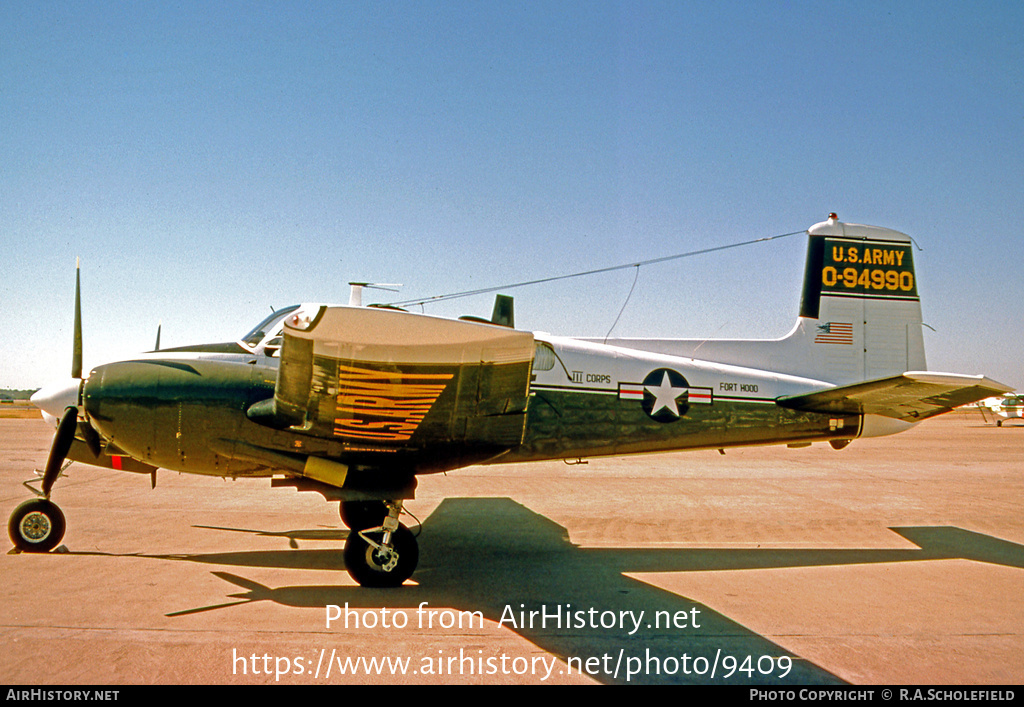 Aircraft Photo of 59-4990 / 0-94990 | Beech U-8D Seminole (50) | USA - Army | AirHistory.net #9409