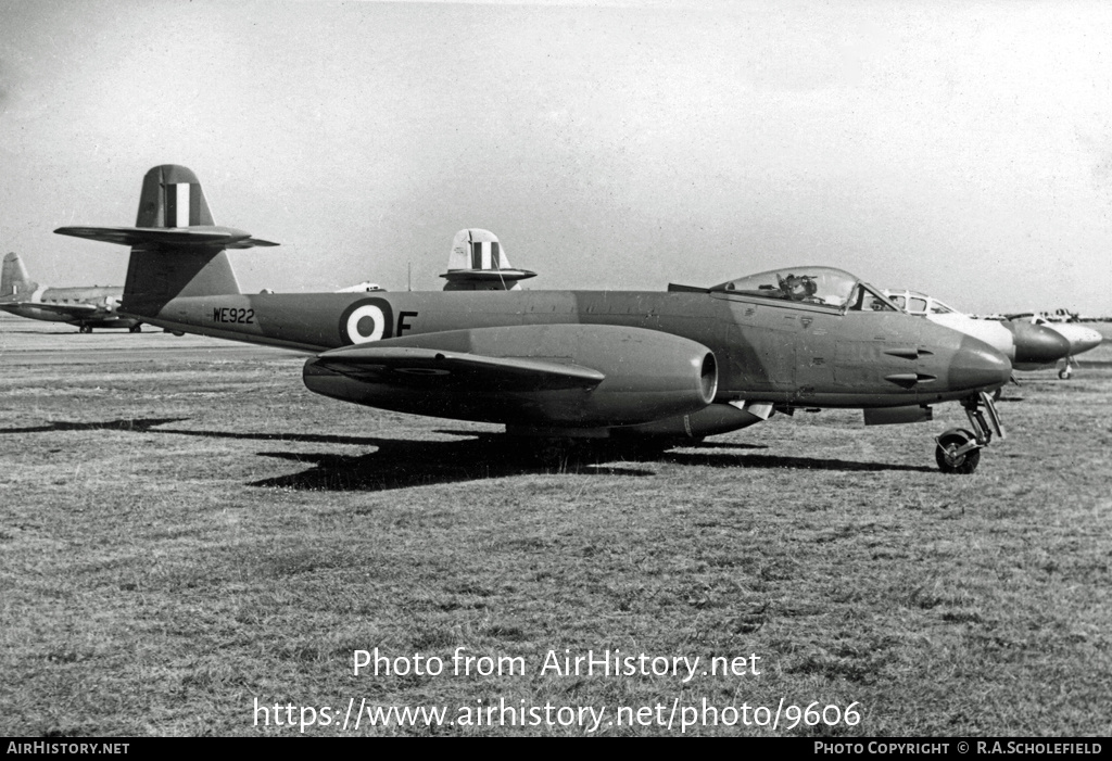 Aircraft Photo of WE922 | Gloster Meteor F8 | UK - Air Force | AirHistory.net #9606