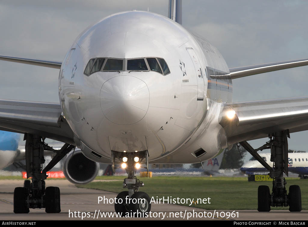 Aircraft Photo of 9V-SVD | Boeing 777-212/ER | Singapore Airlines | AirHistory.net #10961