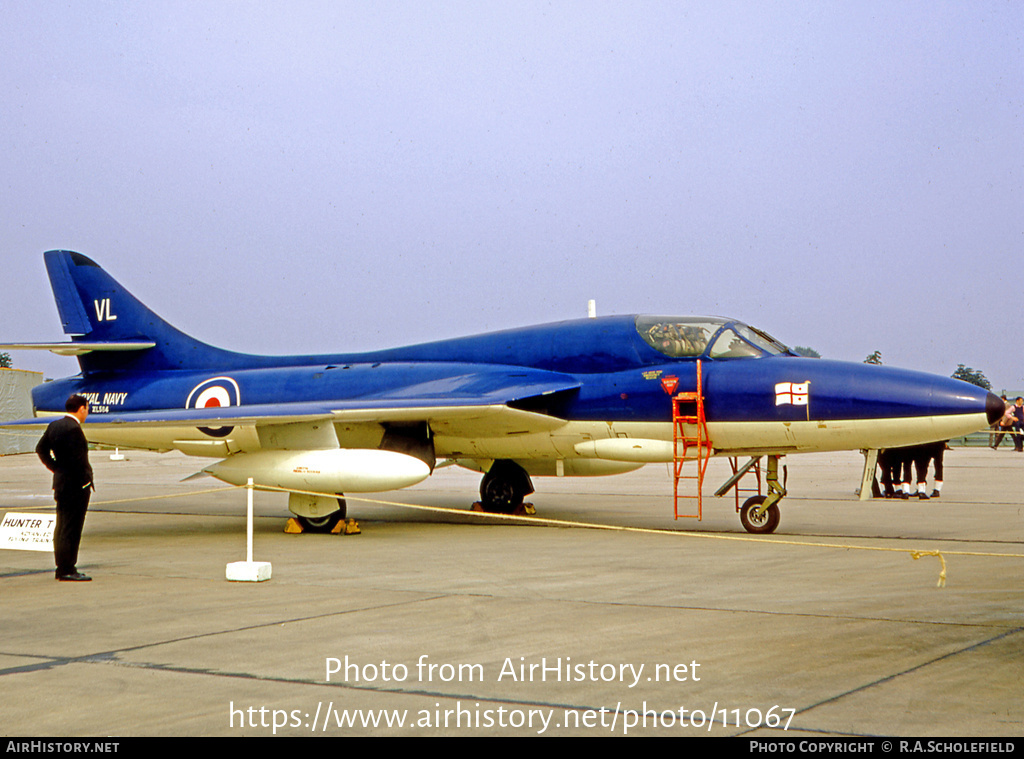 Aircraft Photo of XL584 | Hawker Hunter T8C | UK - Navy | AirHistory.net #11067