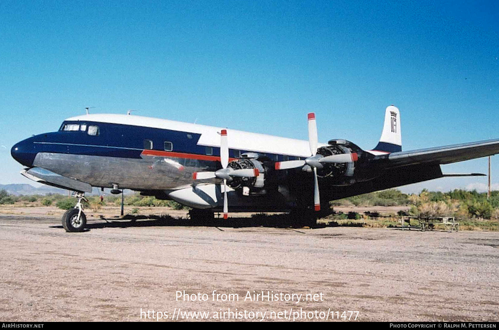 Aircraft Photo of N4887C | Douglas DC-7B/AT | International Air Response | AirHistory.net #11477