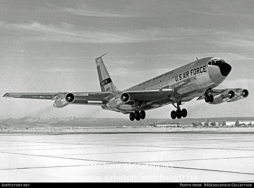 Aircraft Photo of 61-2666 / 12666 | Boeing C-135B Stratolifter | USA - Air Force | AirHistory.net #11739