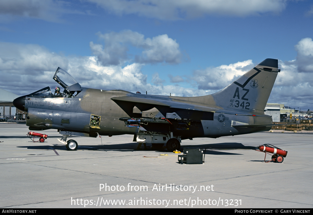 Aircraft Photo of 71-0342 / AF71-342 | LTV A-7D Corsair II | USA - Air Force | AirHistory.net #13231