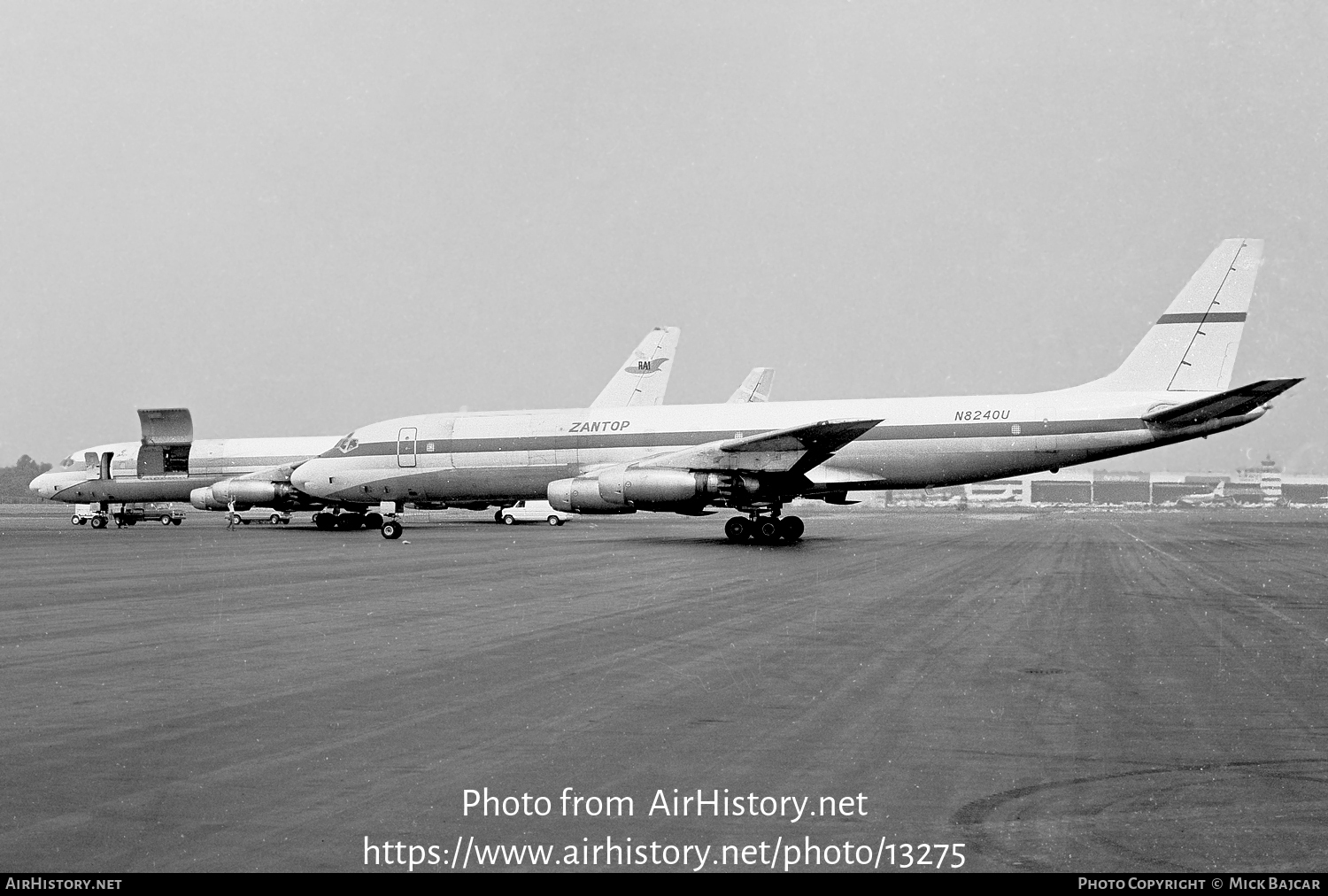 Aircraft Photo of N8240U | Douglas DC-8-33(F) | Zantop International Airlines | AirHistory.net #13275