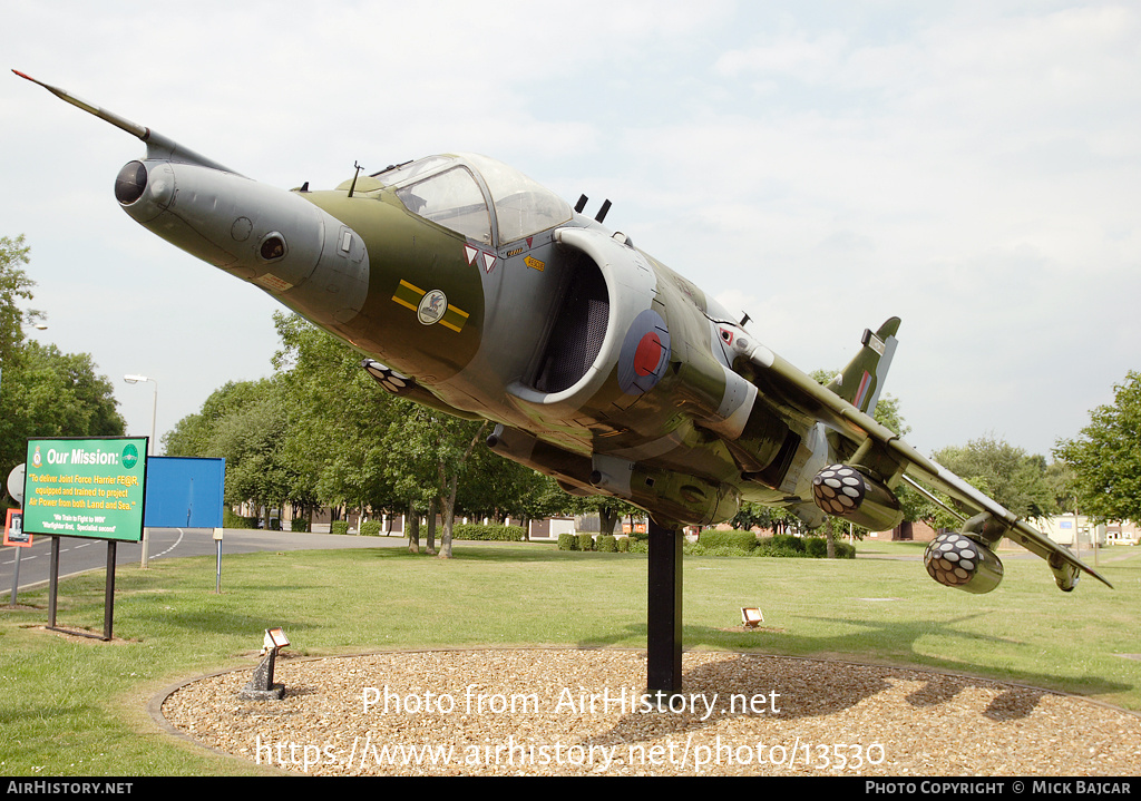 Aircraft Photo of XW917 | Hawker Siddeley Harrier GR3 | UK - Air Force | AirHistory.net #13530