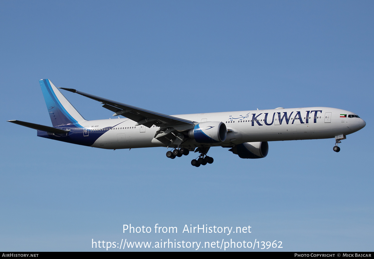 Aircraft Photo of 9K-AOC | Boeing 777-300/ER | Kuwait Airways | AirHistory.net #13962