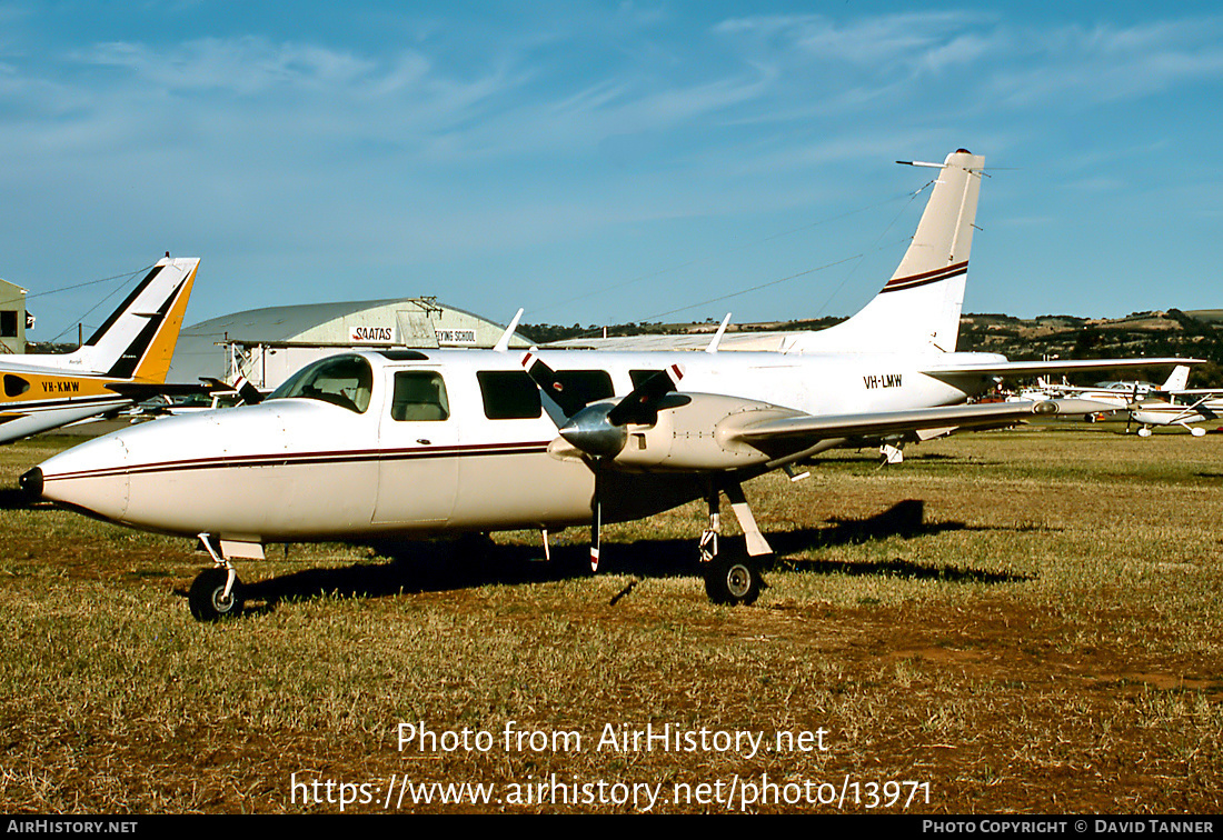 Aircraft Photo of VH-LMW | Piper Aerostar 600A | AirHistory.net #13971