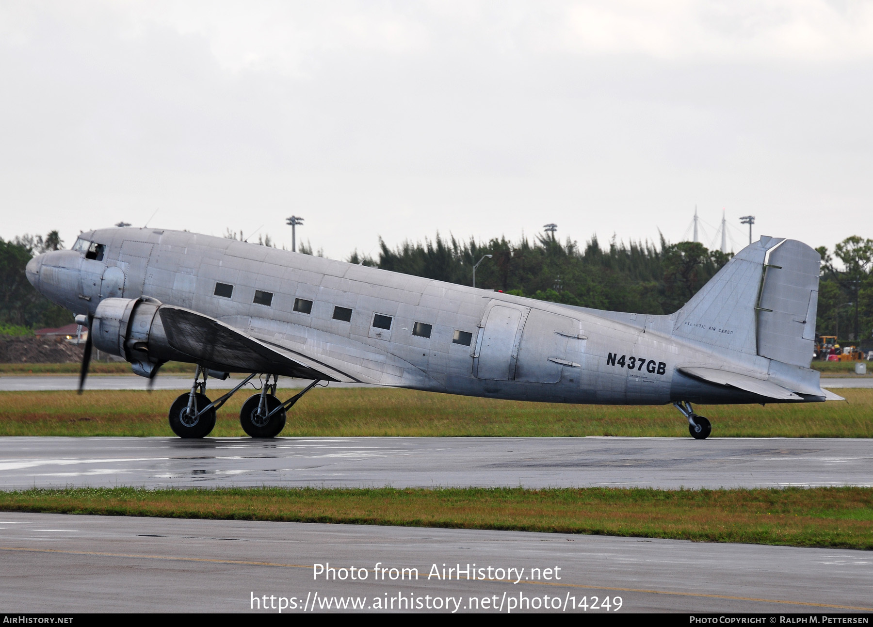 Aircraft Photo of N437GB | Douglas DC-3(C) | Atlantic Air Cargo | AirHistory.net #14249