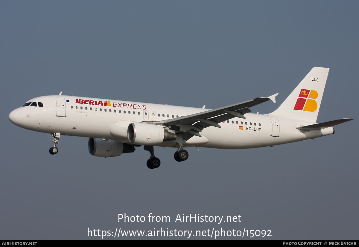 Aircraft Photo of EC-LUC | Airbus A320-214 | Iberia Express | AirHistory.net #15092