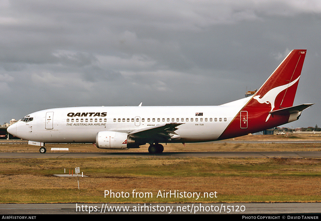 Aircraft Photo of VH-TJD | Boeing 737-376 | Qantas | AirHistory.net #15120