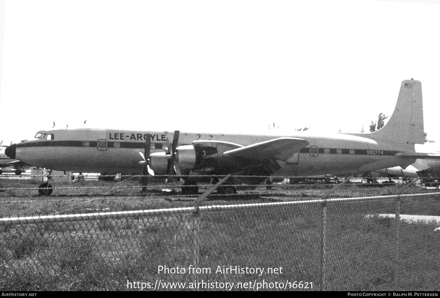 Aircraft Photo of N90774 | Douglas DC-7C | Lee-Argyle | AirHistory.net #16621