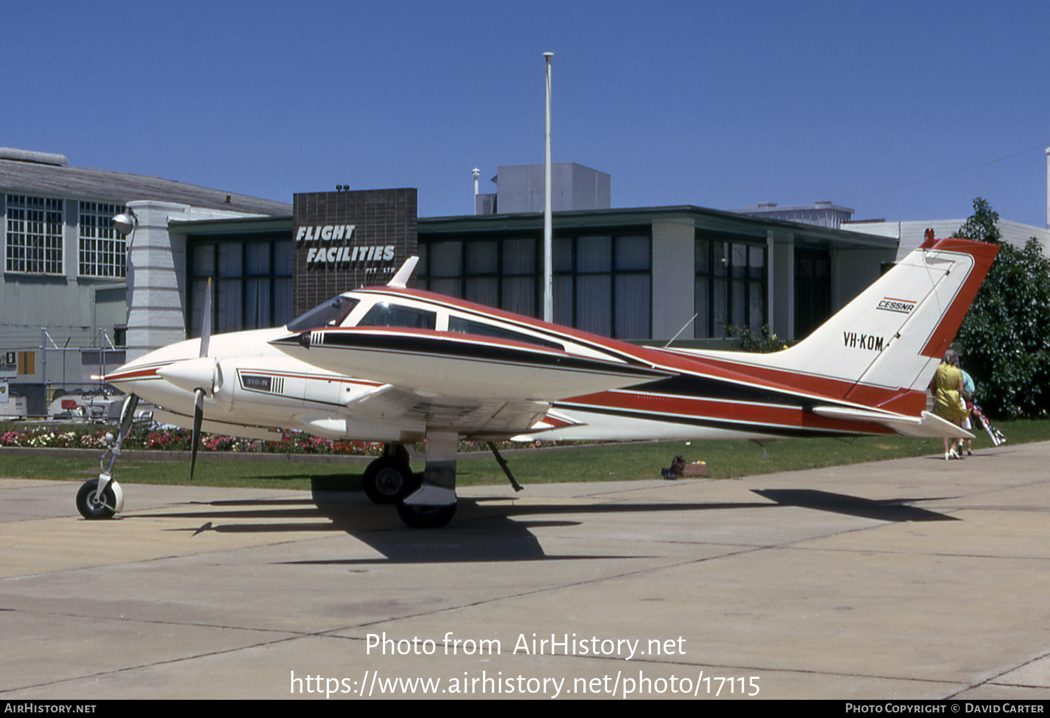 Aircraft Photo of VH-KOM | Cessna 310N | AirHistory.net #17115