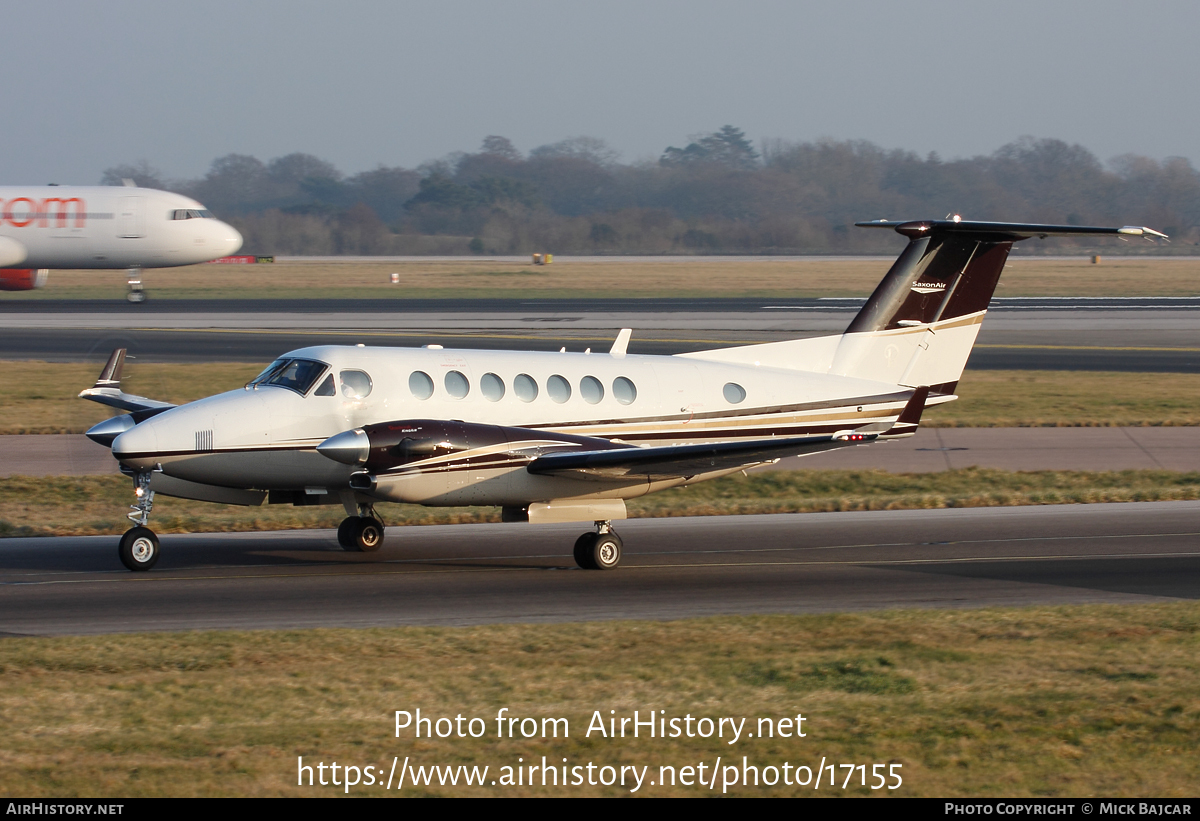 Aircraft Photo of G-KLNB | Hawker Beechcraft 350 King Air (B300) | SaxonAir | AirHistory.net #17155