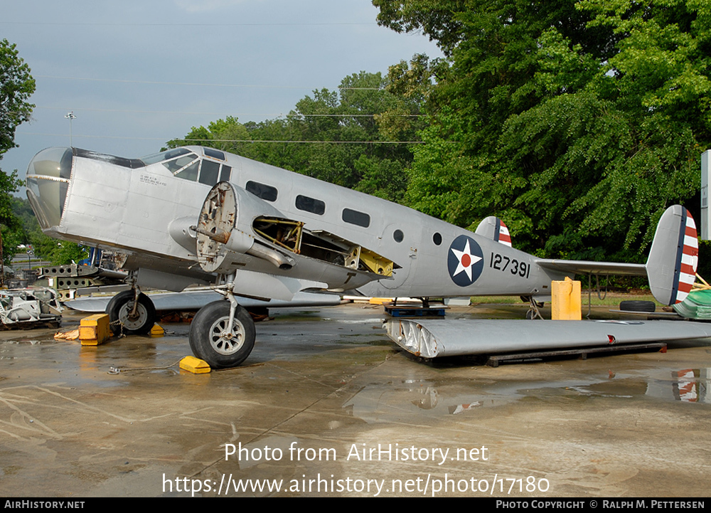Aircraft Photo of 41-27391 / 127391 | Beech AT-11 Kansan | USA - Air Force | AirHistory.net #17180