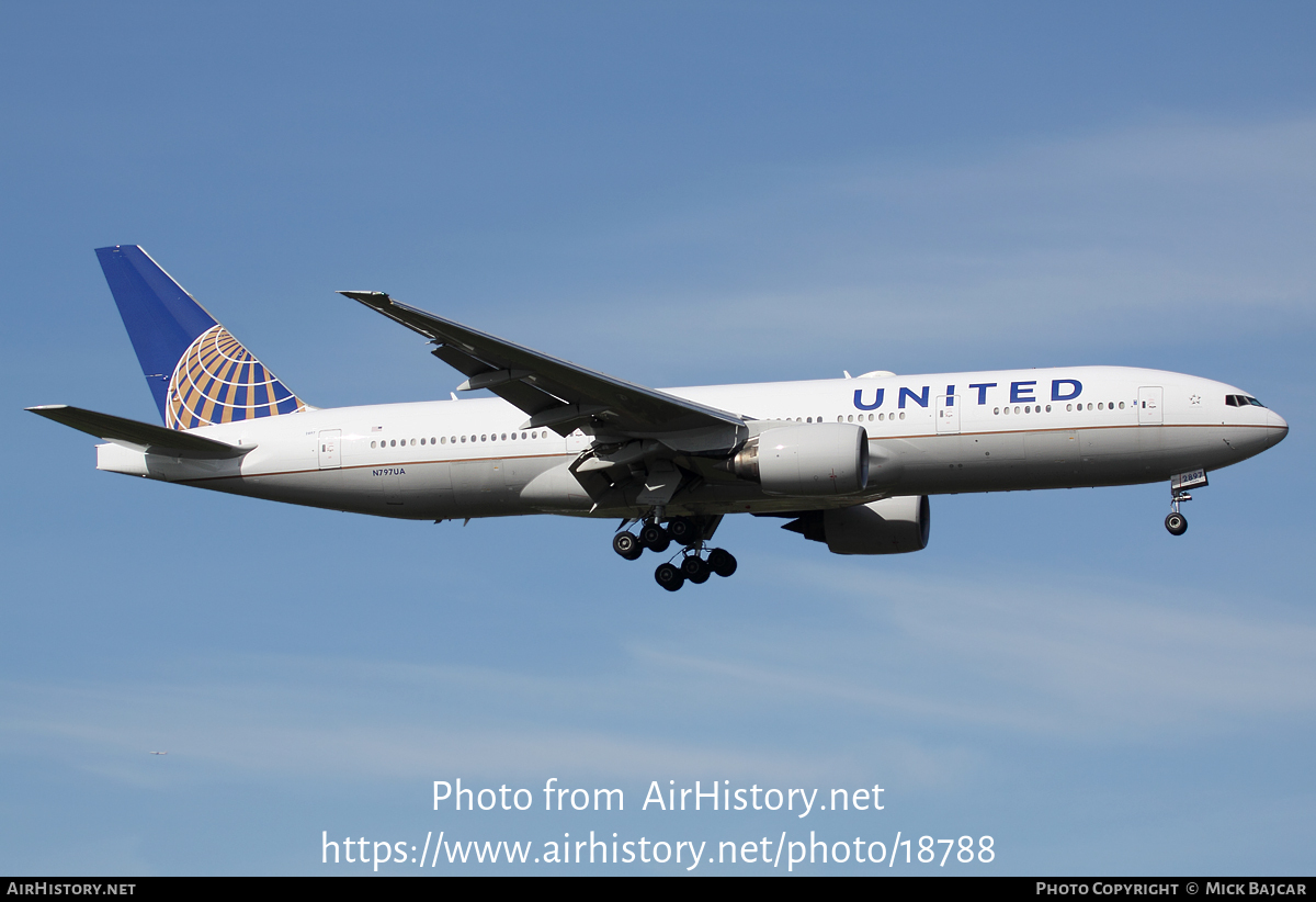 Aircraft Photo of N797UA | Boeing 777-222/ER | United Airlines | AirHistory.net #18788