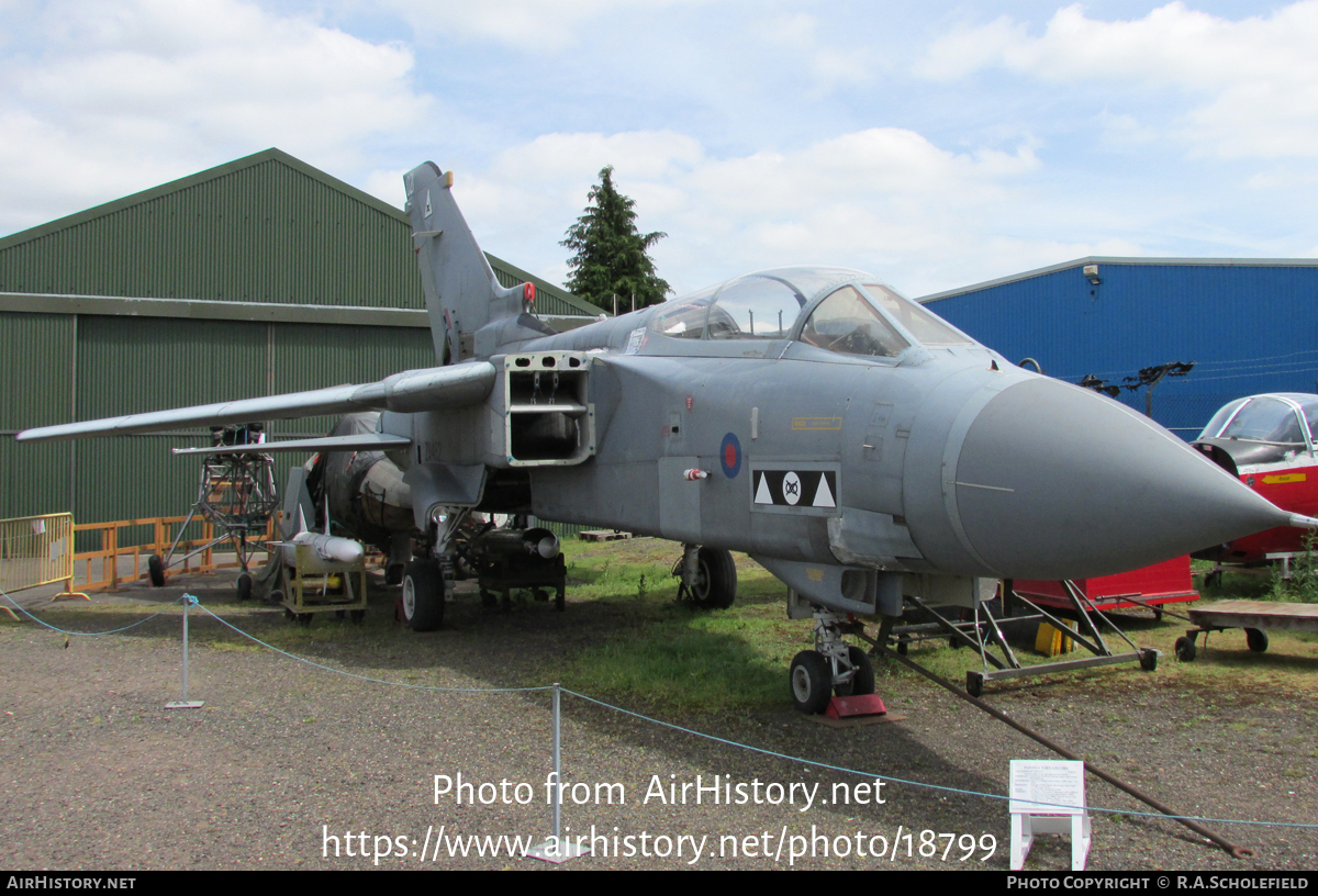 Aircraft Photo of ZA452 | Panavia Tornado GR4 | UK - Air Force | AirHistory.net #18799