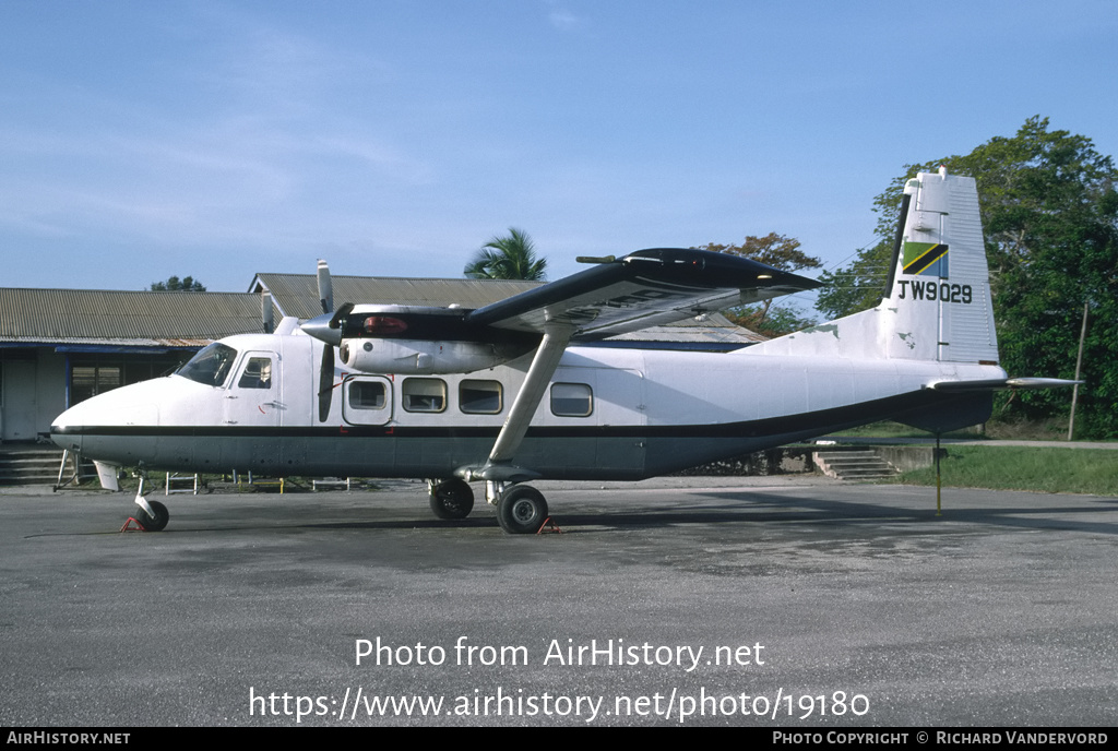 Aircraft Photo of JW9029 | Harbin Y12-II | Tanzania - Air Force | AirHistory.net #19180