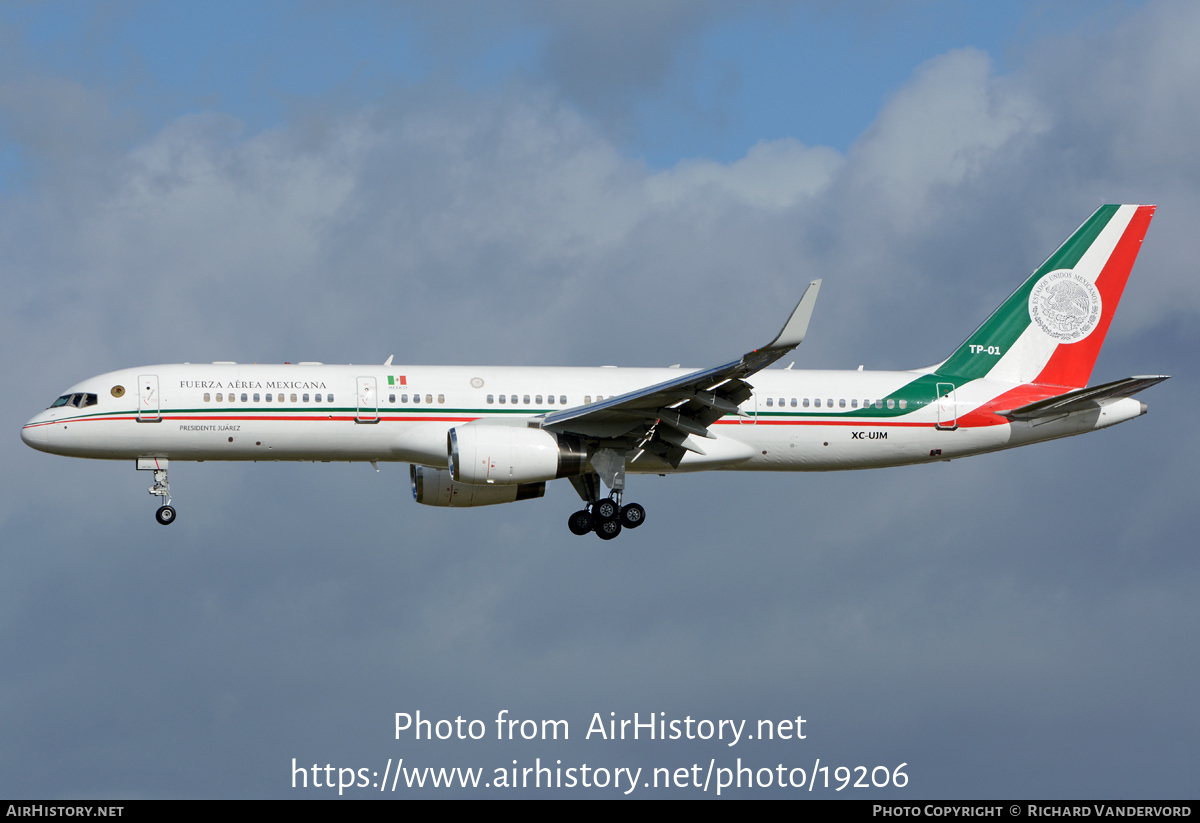 Aircraft Photo of XC-UJM | Boeing 757-225 | Mexico - Air Force | AirHistory.net #19206