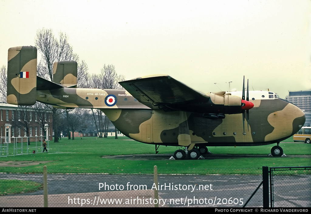 Aircraft Photo of XH124 | Blackburn B-101 Beverley C1 | UK - Air Force | AirHistory.net #20605