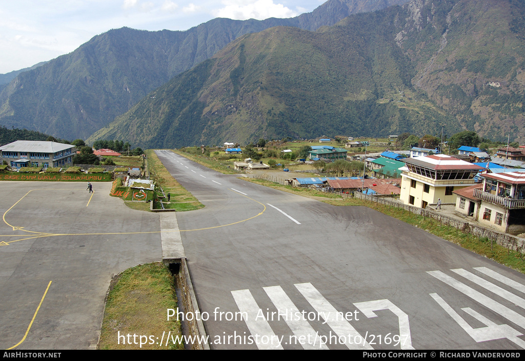 Airport Photo Of Lukla Tenzing Hillary Vnlk Lua In Nepal