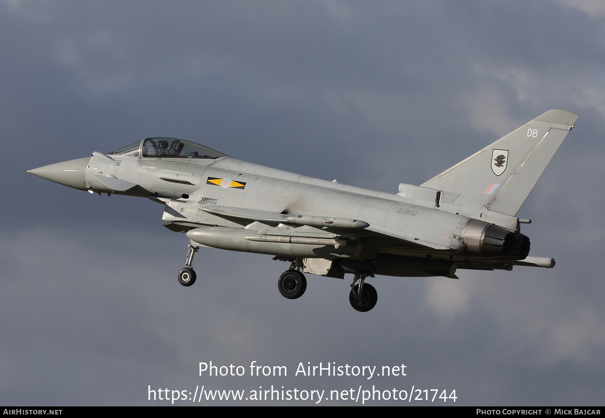 Aircraft Photo of ZJ932 | Eurofighter EF-2000 Typhoon FGR4 | UK - Air Force | AirHistory.net #21744