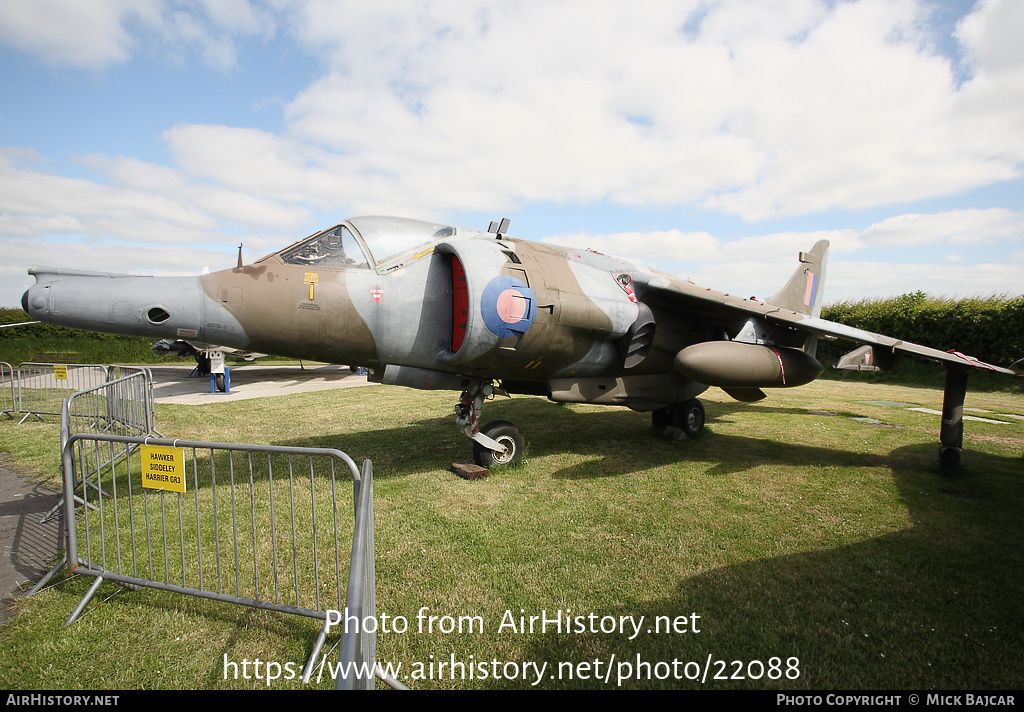 Aircraft Photo of XV744 | Hawker Siddeley Harrier GR3 | UK - Air Force | AirHistory.net #22088