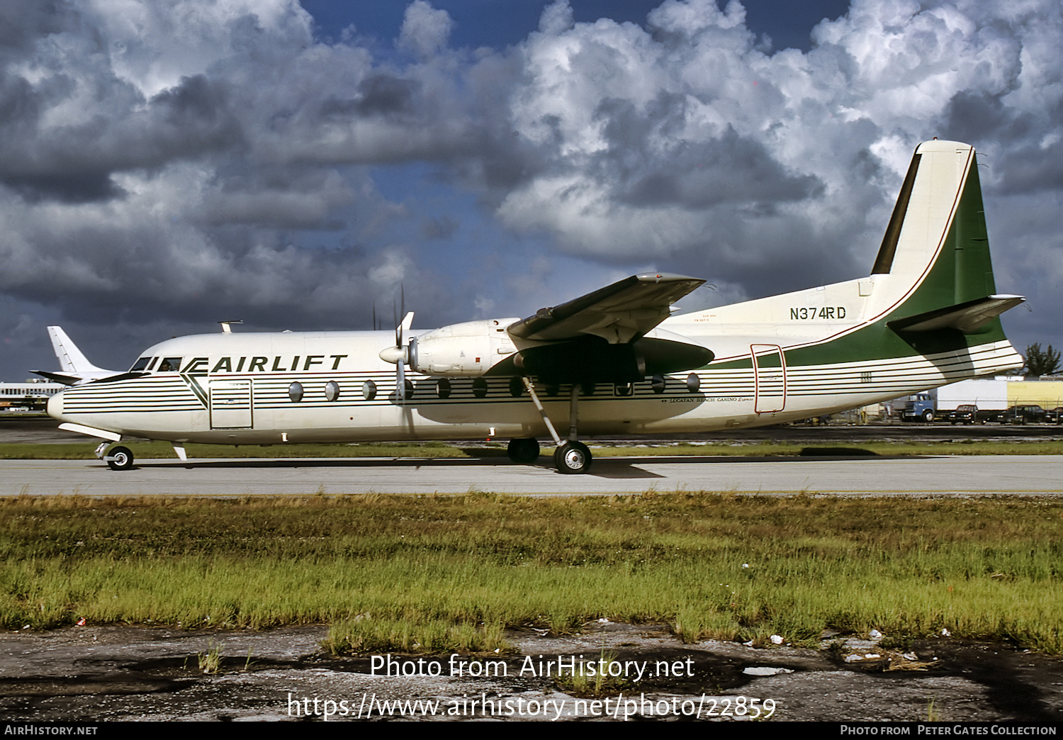 Aircraft Photo of N374RD | Fairchild Hiller FH-227C | Airlift International | AirHistory.net #22859