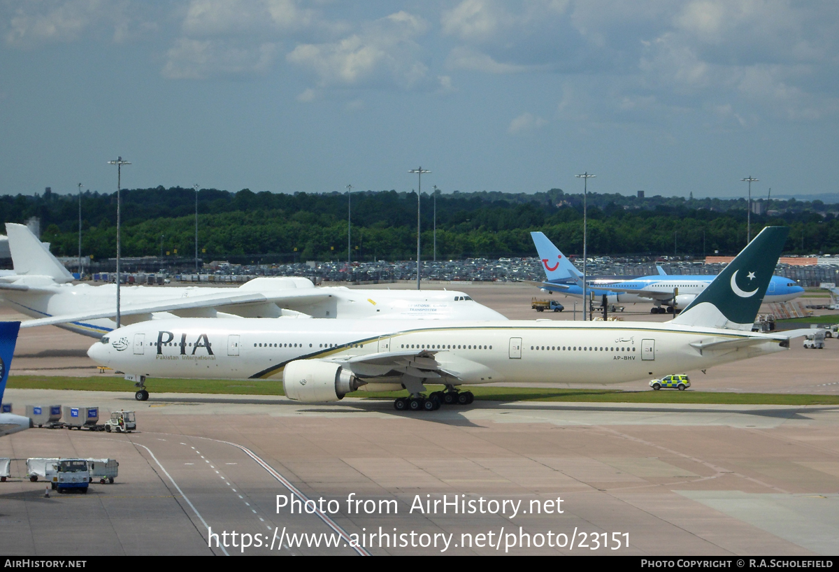 Aircraft Photo of AP-BHV | Boeing 777-340/ER | Pakistan International Airlines - PIA | AirHistory.net #23151