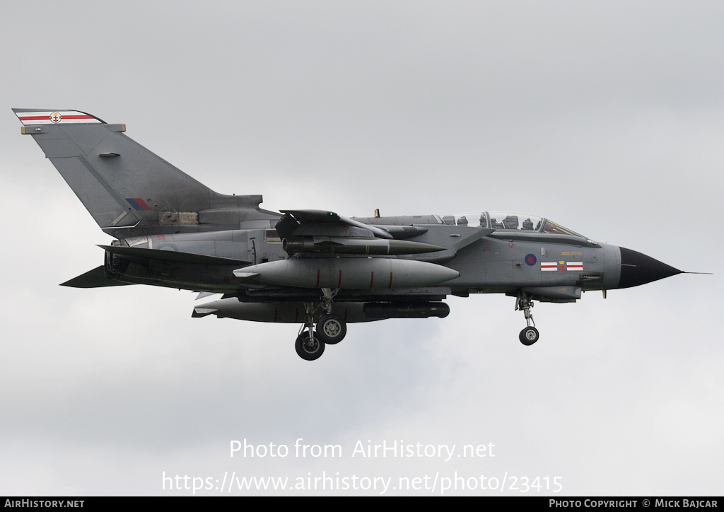 Aircraft Photo of ZA611 | Panavia Tornado GR4 | UK - Air Force | AirHistory.net #23415