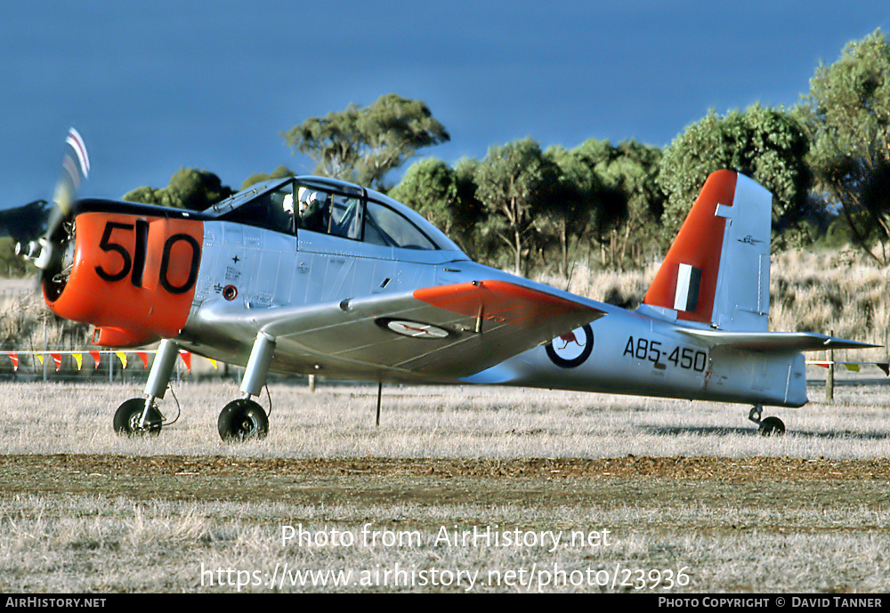 Aircraft Photo of VH-HOY / A85-450 | Commonwealth CA-25 Winjeel | Australia - Air Force | AirHistory.net #23936