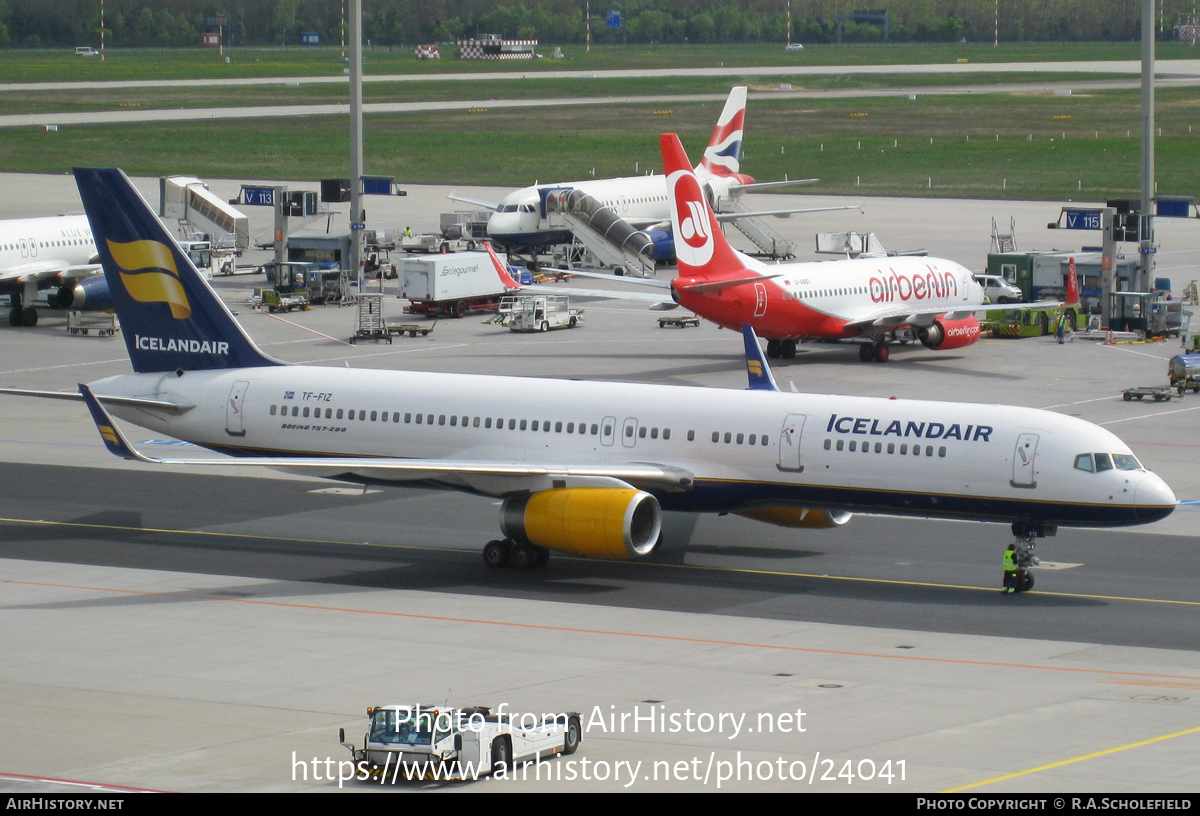 Aircraft Photo of TF-FIZ | Boeing 757-256 | Icelandair | AirHistory.net #24041