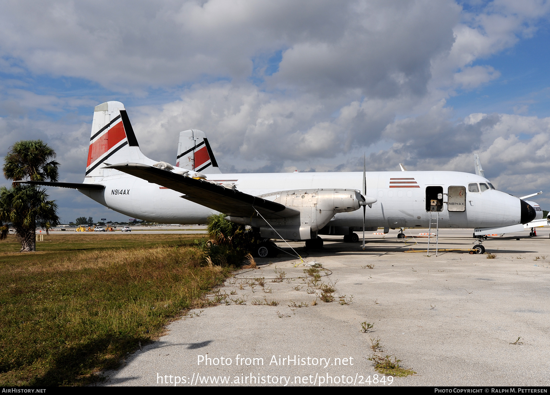 Aircraft Photo of N914AX | NAMC YS-11A | AirHistory.net #24849