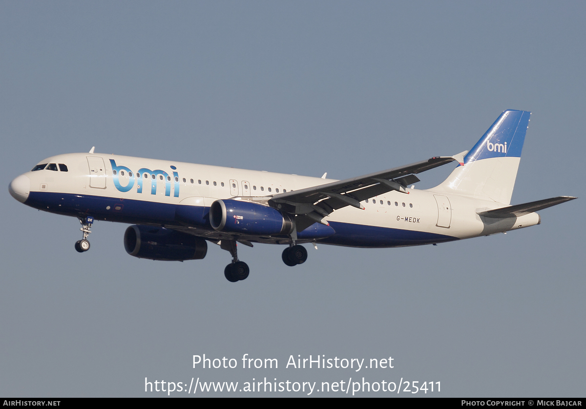 Aircraft Photo of G-MEDK | Airbus A320-232 | BMI - British Midland International | AirHistory.net #25411