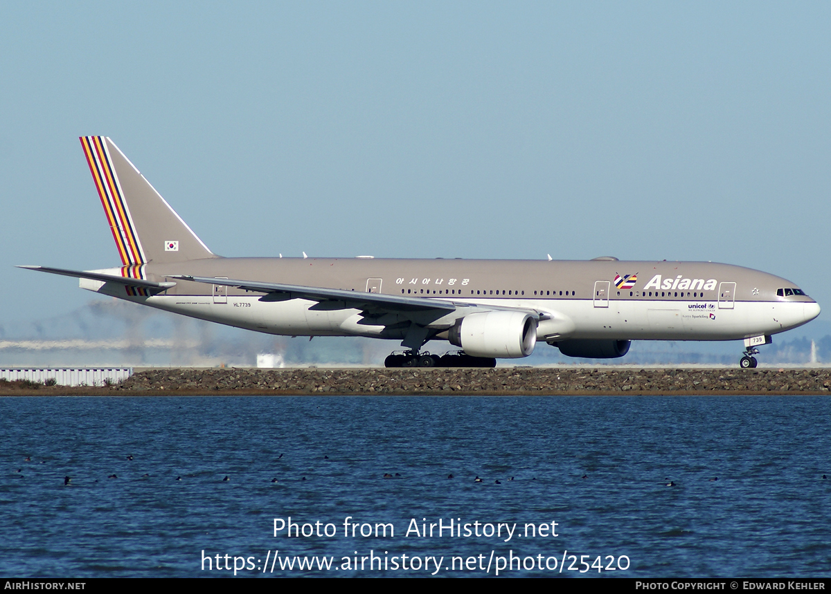 Aircraft Photo of HL7739 | Boeing 777-28E/ER | Asiana Airlines | AirHistory.net #25420